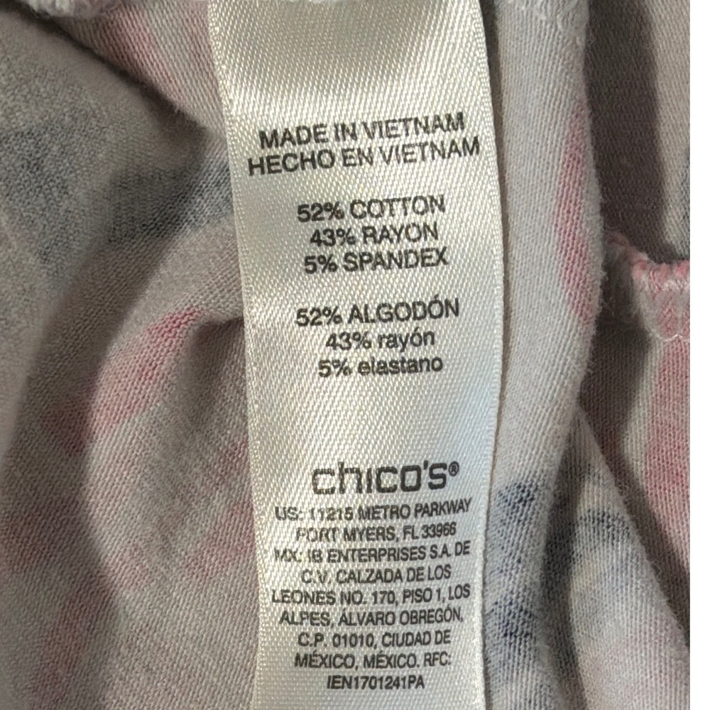 Weekends by Chico's Pink Black Abstract Print V-Neck 3/4 Sleeve‎ Top Size 2 - Picture 4 of 5